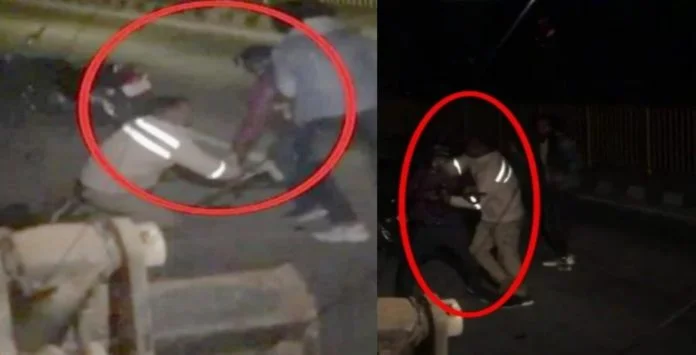 In bijnor The miscreants snatched the rifle of the policeman