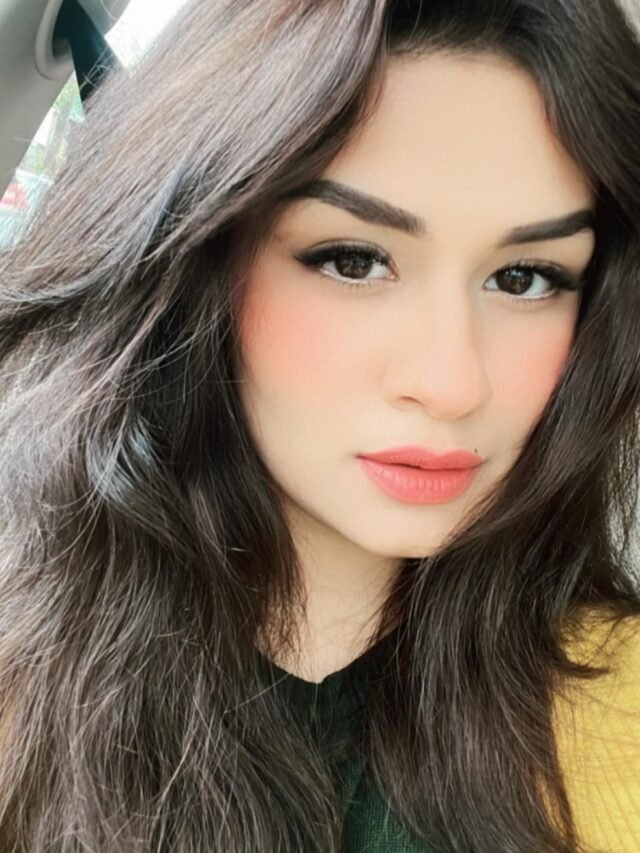 अवनीत कौर के बोल्ड लुक देख धड़क उठे लाखों दिल