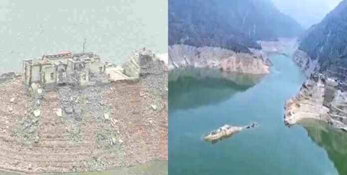 The water level of Tehri lake decreased..the palace became visible, people's eyes were filled with tears