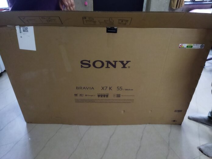 Bought Sony TV worth Rs 1 lakh from Flipkart Sale, opened the box and found...