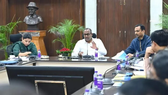 Money worth seven crores seized in Uttarakhand, drugs also seized; Chief Electoral Officer held a meeting