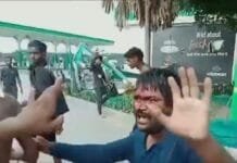 पेट्रोप पंप पर रुके कांवड़िये आम खाकर गुठली वहीं फेंक रहे थे, जिसने टोका उसको मारा In Muzaffarnagar, devotees vandalized a petrol pump