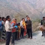 रुद्रप्रयाग की बेटी का उत्तराखंड महिला अंडर- 23 क्रिकेट टीम में चयन, गांव में हुआ भव्य स्वागत Rudraprayag's daughter selected in Uttarakhand Women's Under-23 cricket team, received a grand welcome in the village