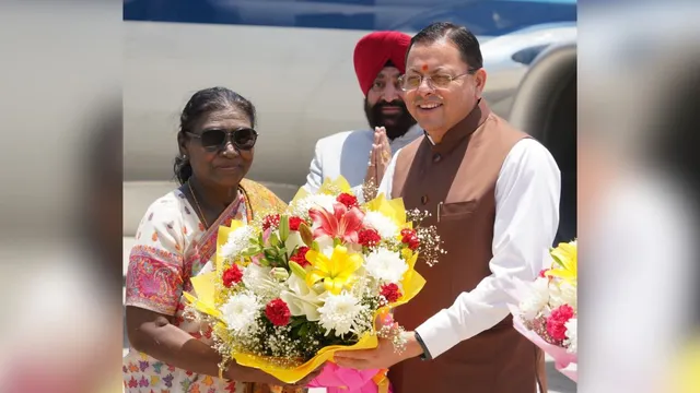 President Droupadi Murmu arrives in Dehradun; to attend the IMA Passing Out Parade tomorrow. President Droupadi Murmu arrives in Dehradun; to attend the IMA Passing Out Parade tomorrow.
